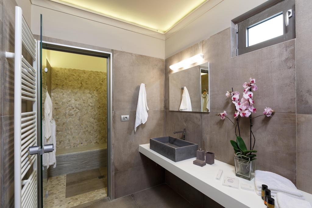 Velvet Breeze Superior Villa Stavromenos  Exterior photo